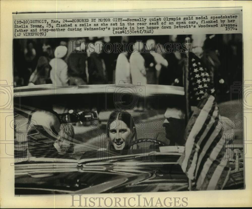 1976 Press Photo Olympic gold medalist Sheila Young honored by Detroit parade- Historic Images