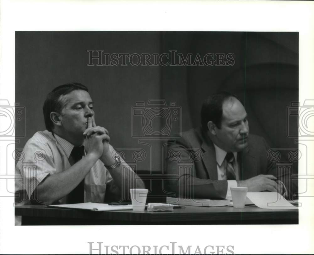 1988 Press Photo Cleveland High School Bruce Walsh with Lubbie Whitmire- Historic Images