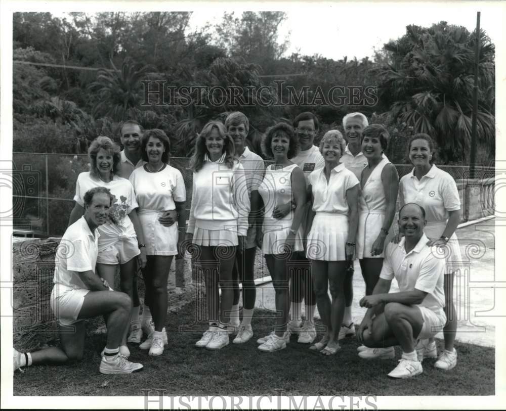 1989 Press Photo Houston Tennis Team at Coral Beach Club Invitational Tournament- Historic Images