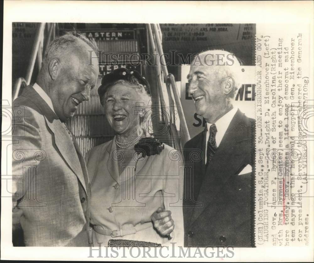 1952 Press Photo Gov. & Mrs. James Byrnes visit with Gen. Dwight Eisenhower; SC- Historic Images