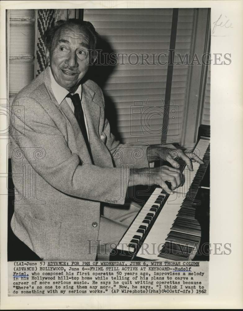 1962 Press Photo Composer Rudolf Friml at the piano in his Hollywood home