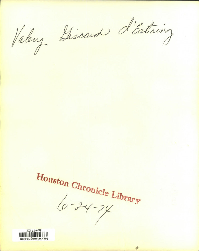 1974 Press Photo Shah of Iran arrives at France's ChÃƒÆ’Ã‚Â¢teau de Versailles