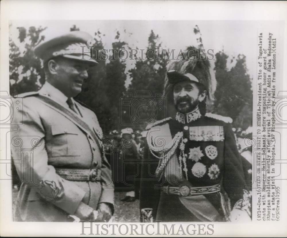 1955 Press Photo Yugoslavia&#39;s Tito chats with Haile Selassie in Addis Ababa- Historic Images