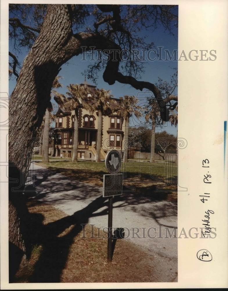 1990 Press Photo The Fulton Mansion, Gulf Coast of Fulton, Texas - hcx05751- Historic Images