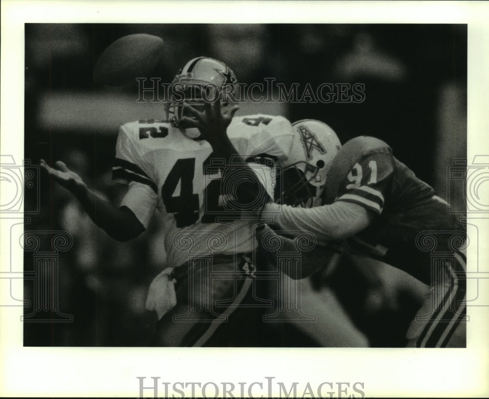 1988 Press Photo Cowboys Darryl Clack and Johnny Meads, Football - hcx08282- Historic Images