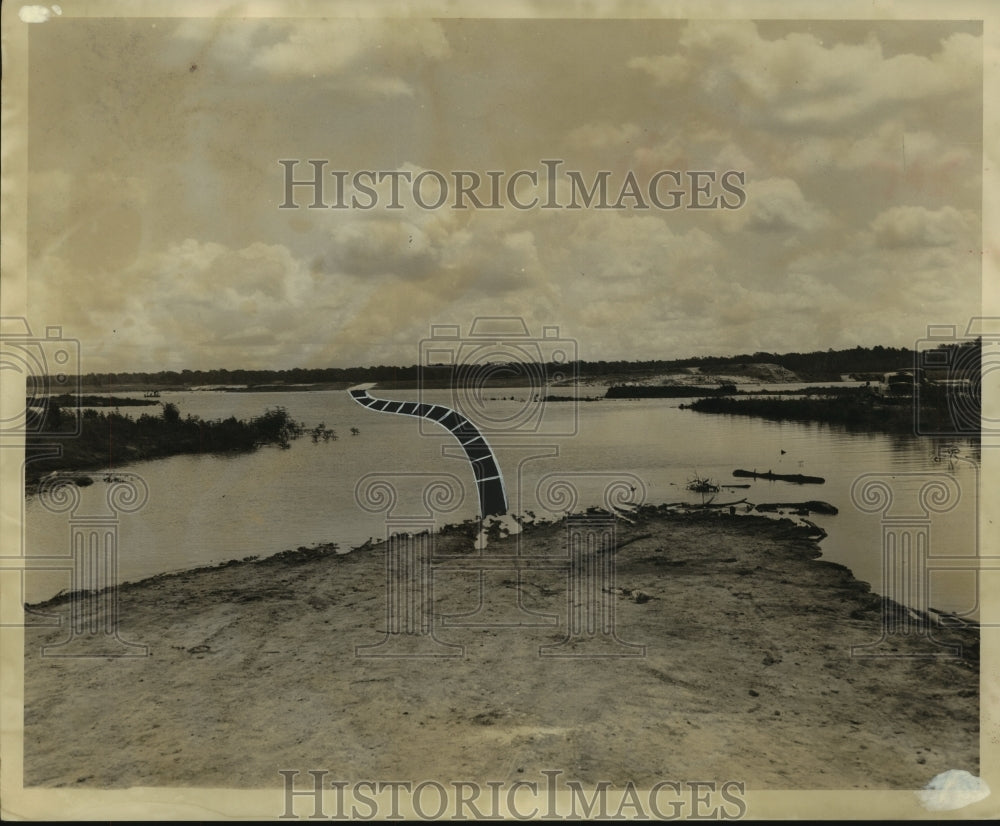 1954 Press Photo Was once the low water crossings of Old Atascocito Road- Historic Images