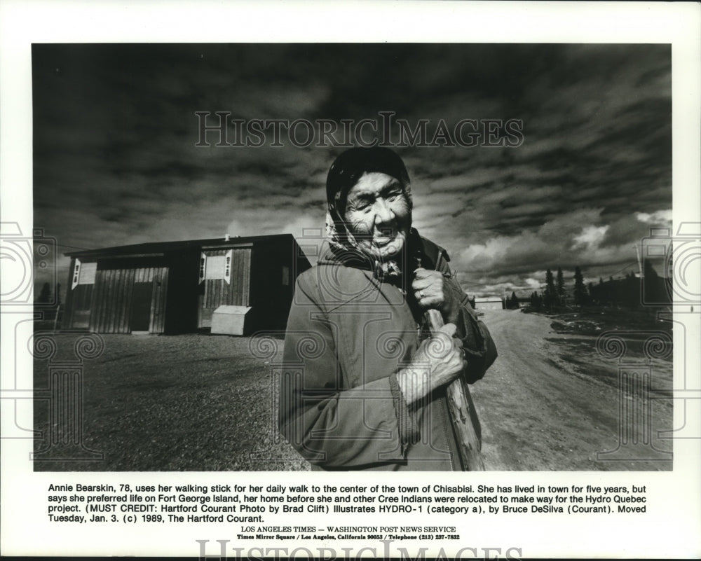1989 Press Photo Annie Bearskin Preferred Home Before Relocation in Quebec