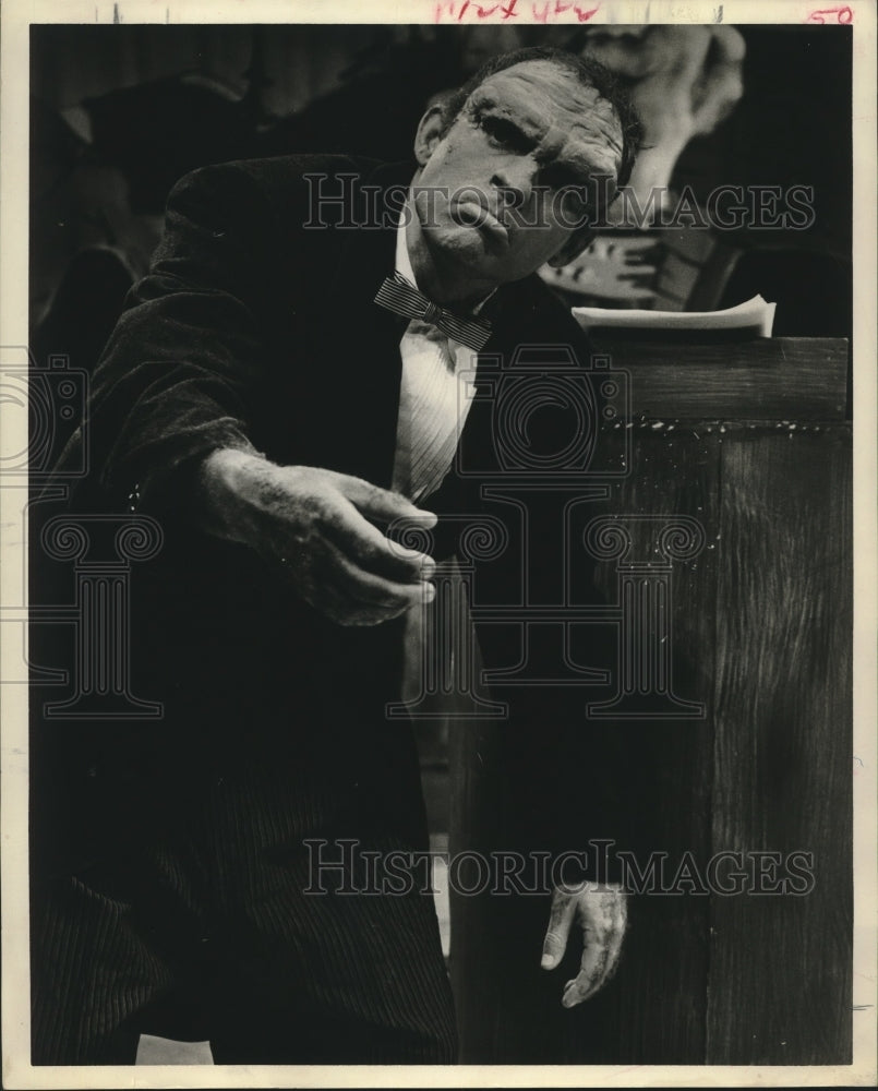 1961 Press Photo Playhouse Theater Actor Ted Gehring Portrays Kafka's Creature- Historic Images