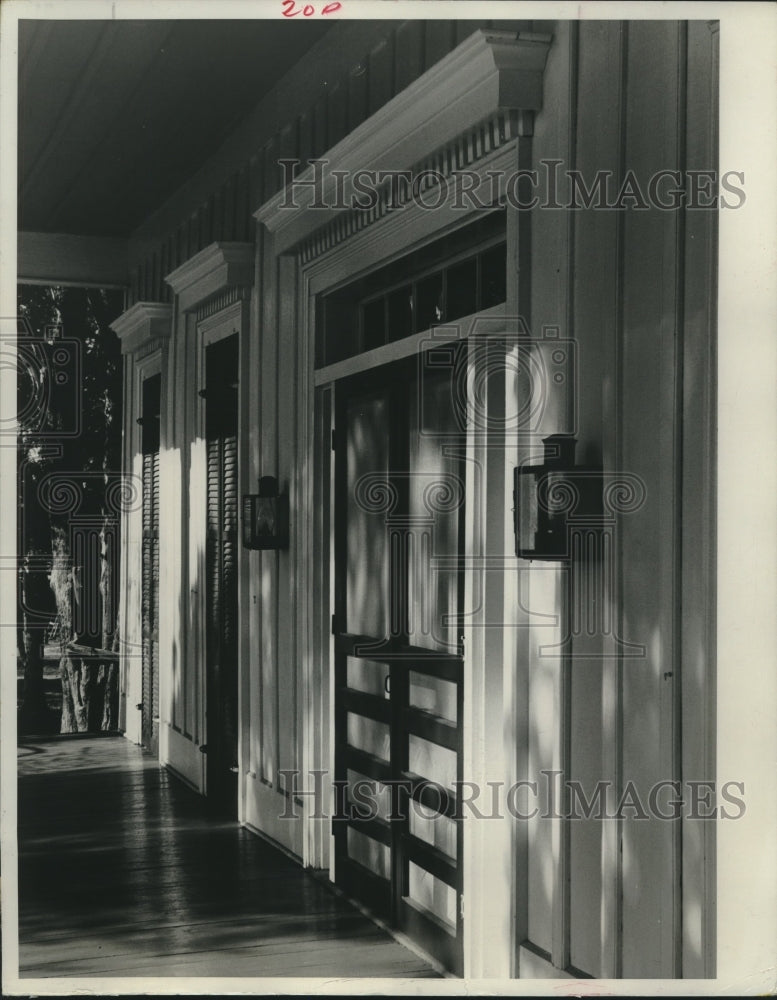 1967 Press Photo Unique architecture of Pine Hill Plantation house in Texas.- Historic Images