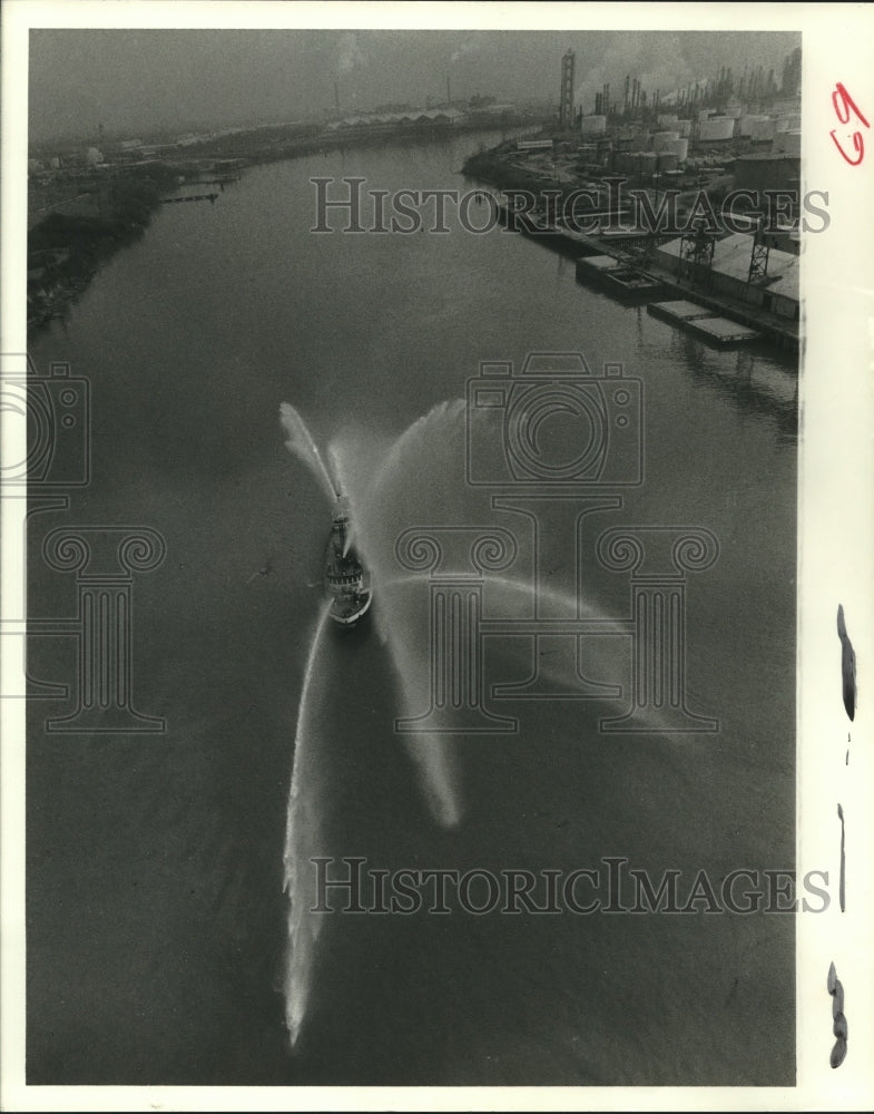 1979 Press Photo Aerial view of Port of Houston Fire Boat, Houston Ship Channel- Historic Images