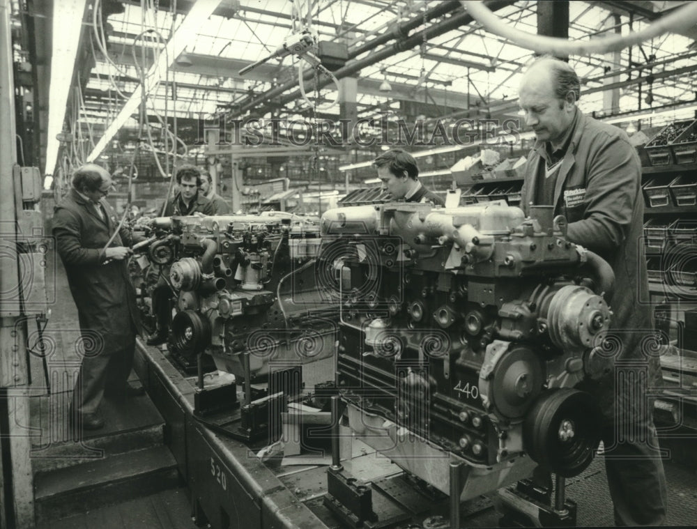 1984 Press Photo Engine Production Line, Perkins Engines, Peterborough, England- Historic Images