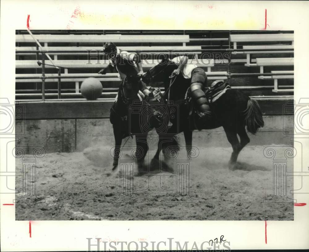 1984 Press Photo San Jacinto Cowboy Polo Club Players During Match in Texas- Historic Images