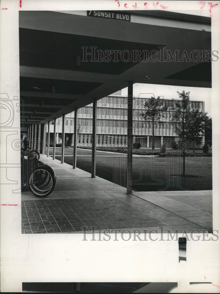 1960 Press Photo Mary Gibbs Janes College at Rice University in Houston