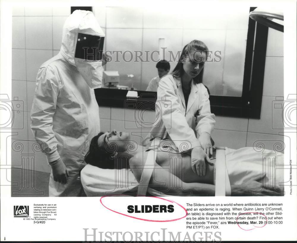 1995 Press Photo Quinn Comes Down With Disease on "Sliders" Series on Fox TV- Historic Images