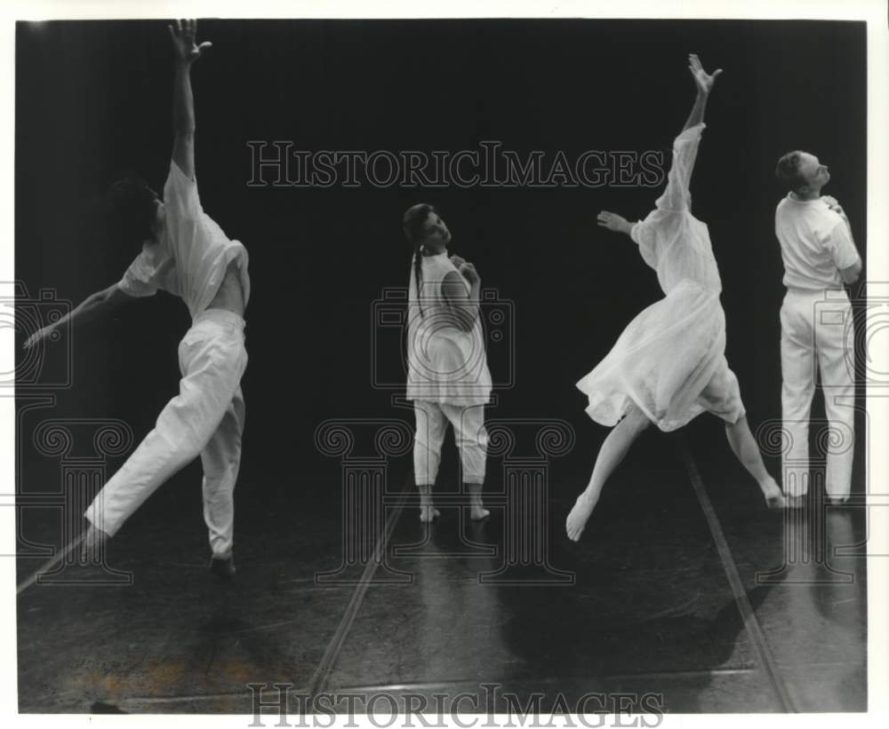 1995 Press Photo Dancers from Core Performance Company perform aria - hcx18439- Historic Images