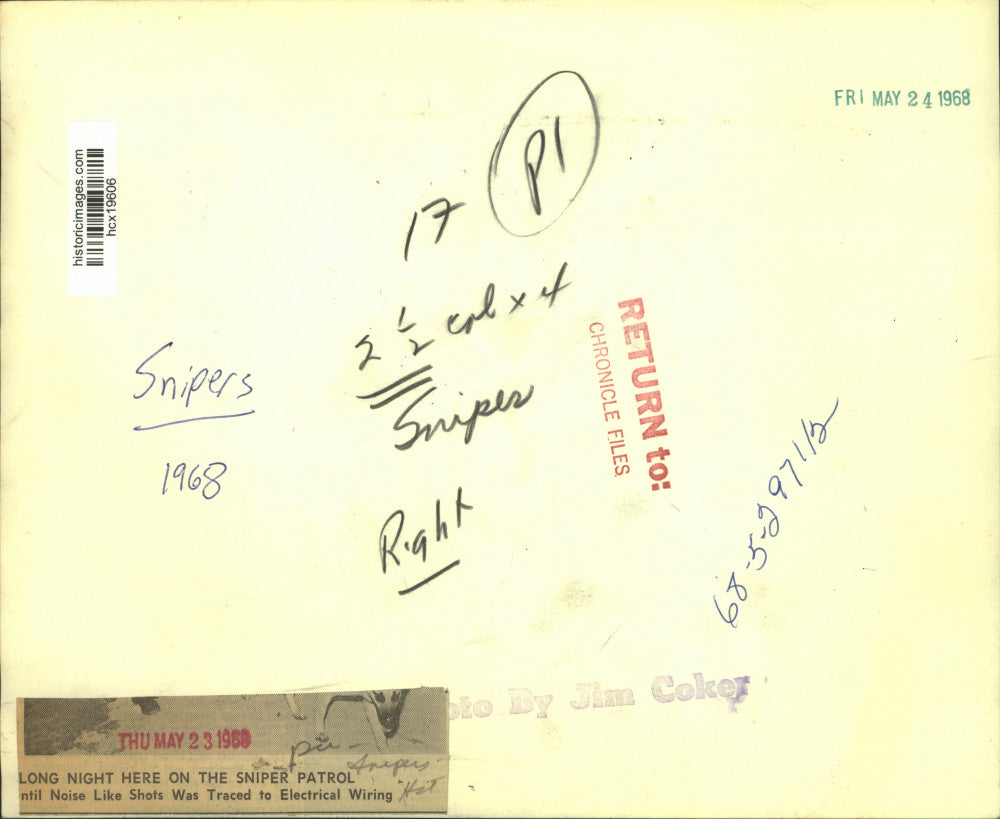 1968 Press Photo Policeman in Houston, Texas on Sniper Patrol - hcx19606