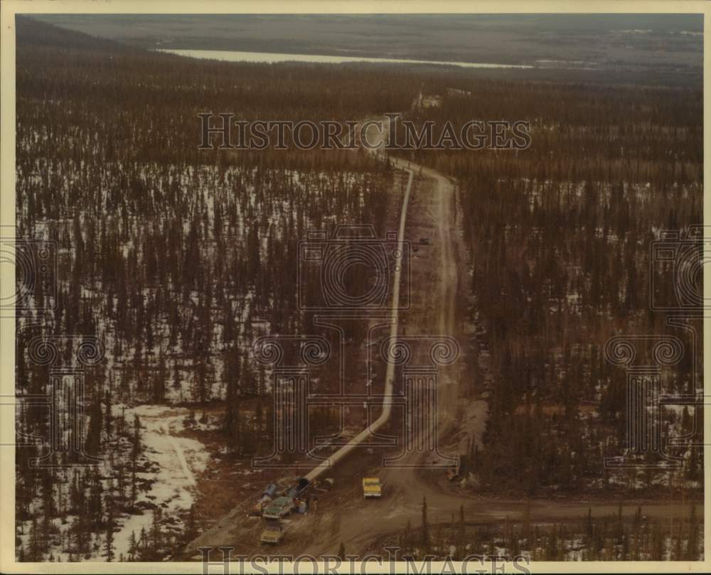 1976 Press Photo Construction of the Trans-Alaska pipeline - hcx21464- Historic Images