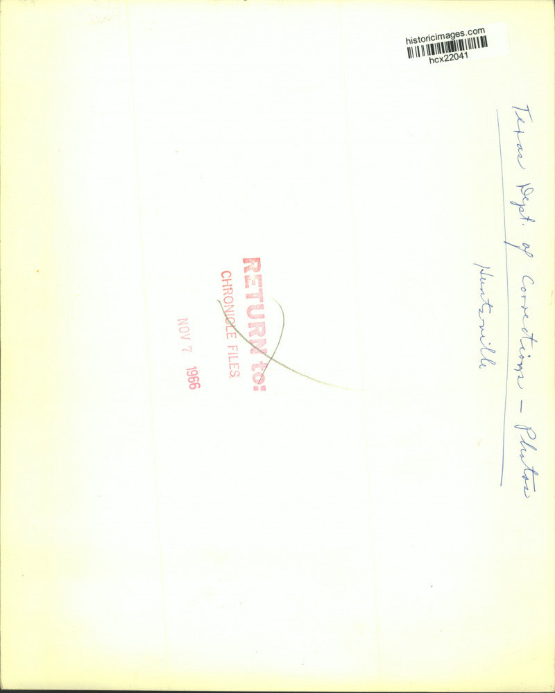 1966 Press Photo Female guard at Texas prison in Huntsville - hcx22041