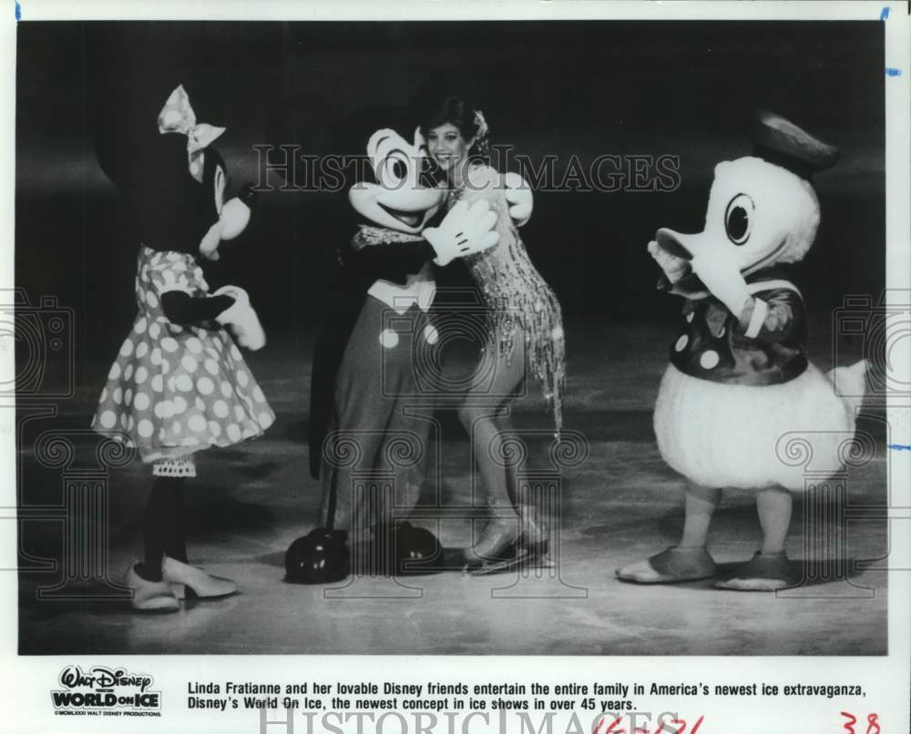 1983 Press Photo Linda Fratianne Skates with Disney's Characters in World on Ice- Historic Images