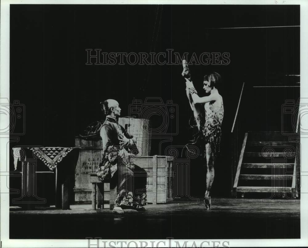 1989 Press Photo Houston Ballet dancers Mary McKendry and Li Cunxin in Houston- Historic Images