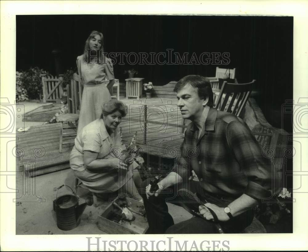 1986 Press Photo Actors in 'The Traveling Lady' at Alley Theatre in Houston