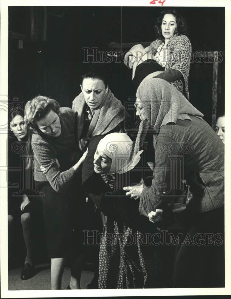 1978 Press Photo Actresses in Scene From "Echelon" at Alley Theater, Houston- Historic Images