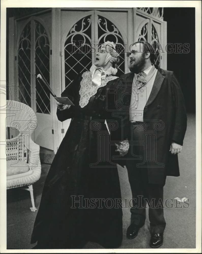 1970 Press Photo Scene from "Charlie's Aunt" in Houston at Alley Theater- Historic Images