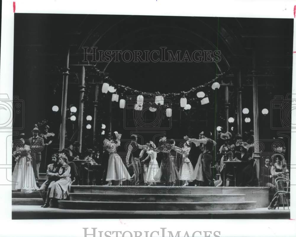 1988 Press Photo Scene from Puccini&#39;s LaRondine in Wortham Theater, Houston, TX- Historic Images