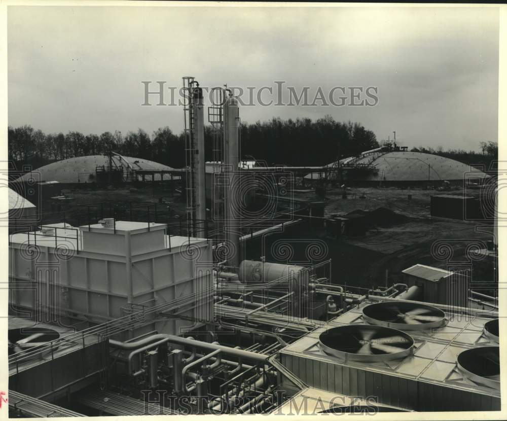 1967 Press Photo Tennessee Gas Pipeline liquefaction plant near Hopkinton, Mass.- Historic Images