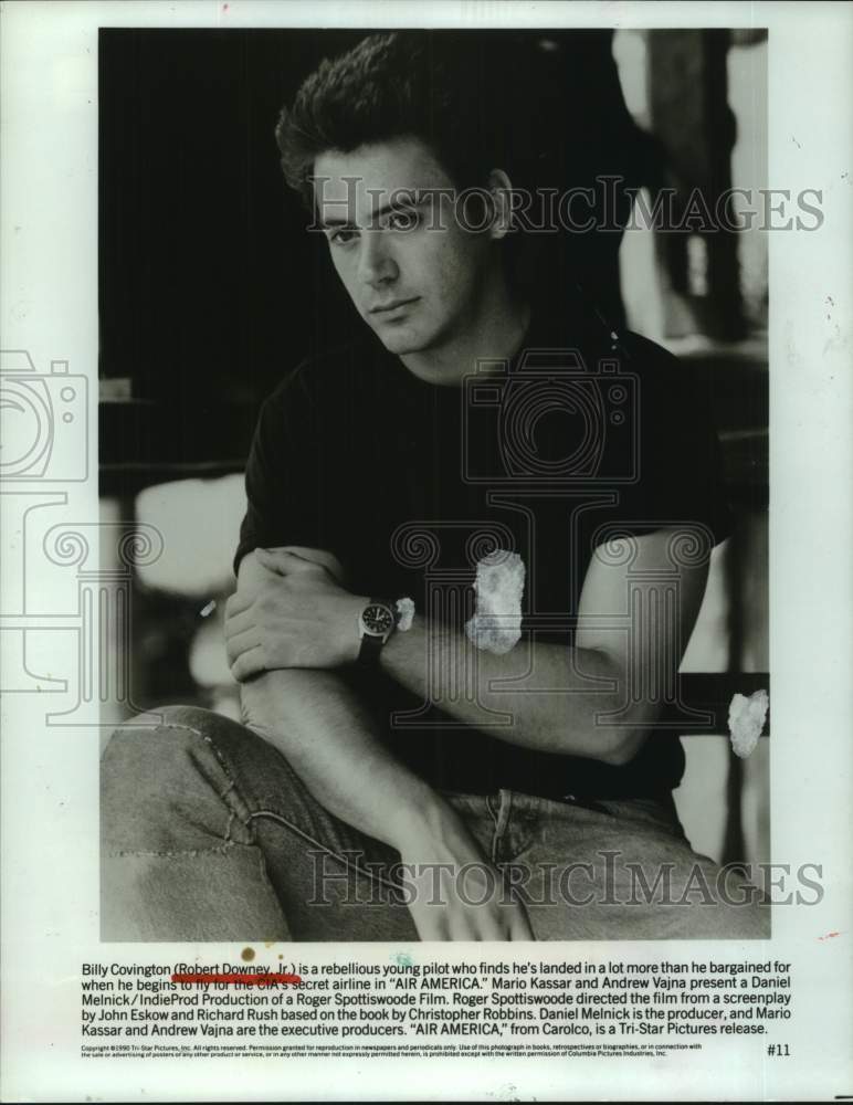 1992 Press Photo Robert Downey, Jr. plays Billy Covington in &quot;Air America&quot;- Historic Images