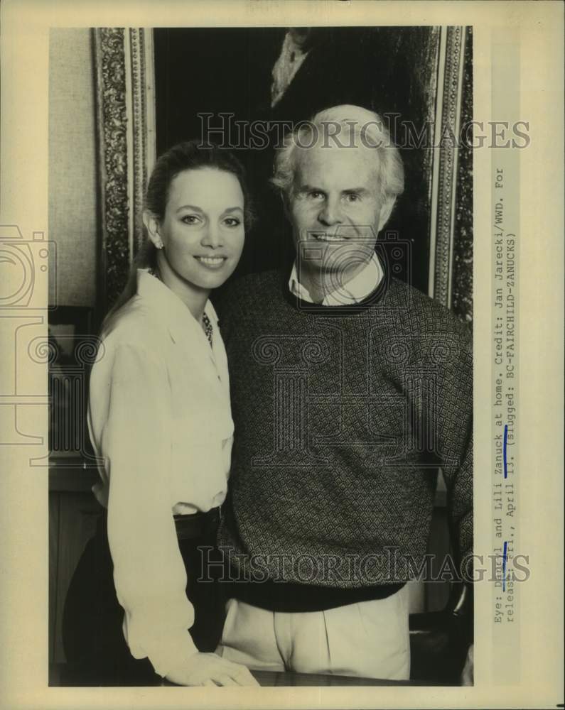 1990 Press Photo Film executive Darryl and Lili Zanuck at home - hcx40599- Historic Images