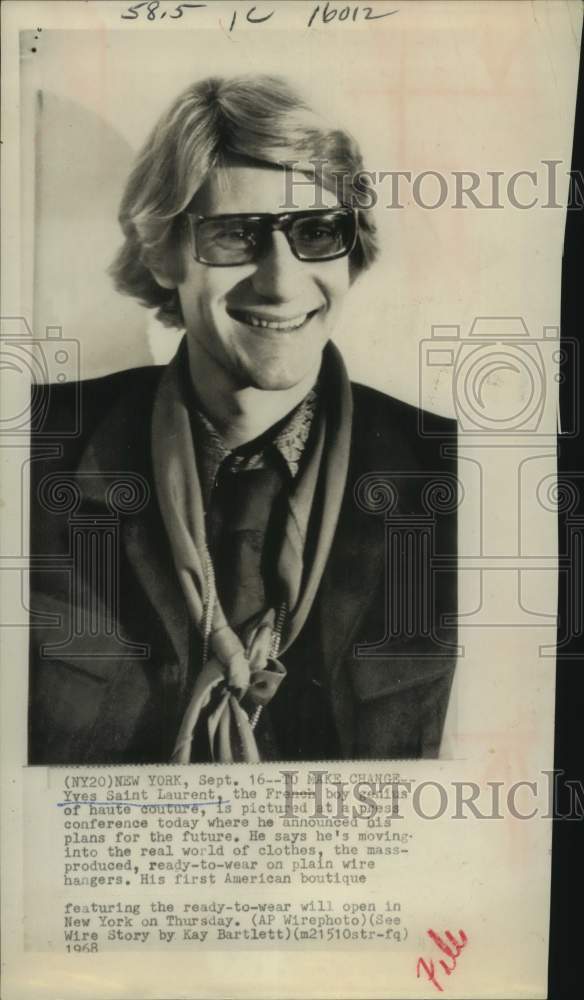 1968 Press Photo Fashion designer Yves Saint Laurent announces ready-to-wear- Historic Images