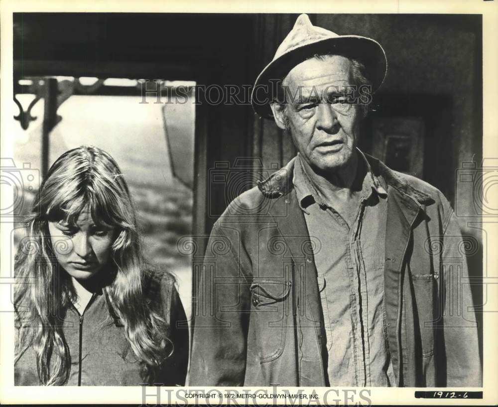 1972 Press Photo Actor Robert Ryan in Scene with Actress - hcx50463- Historic Images