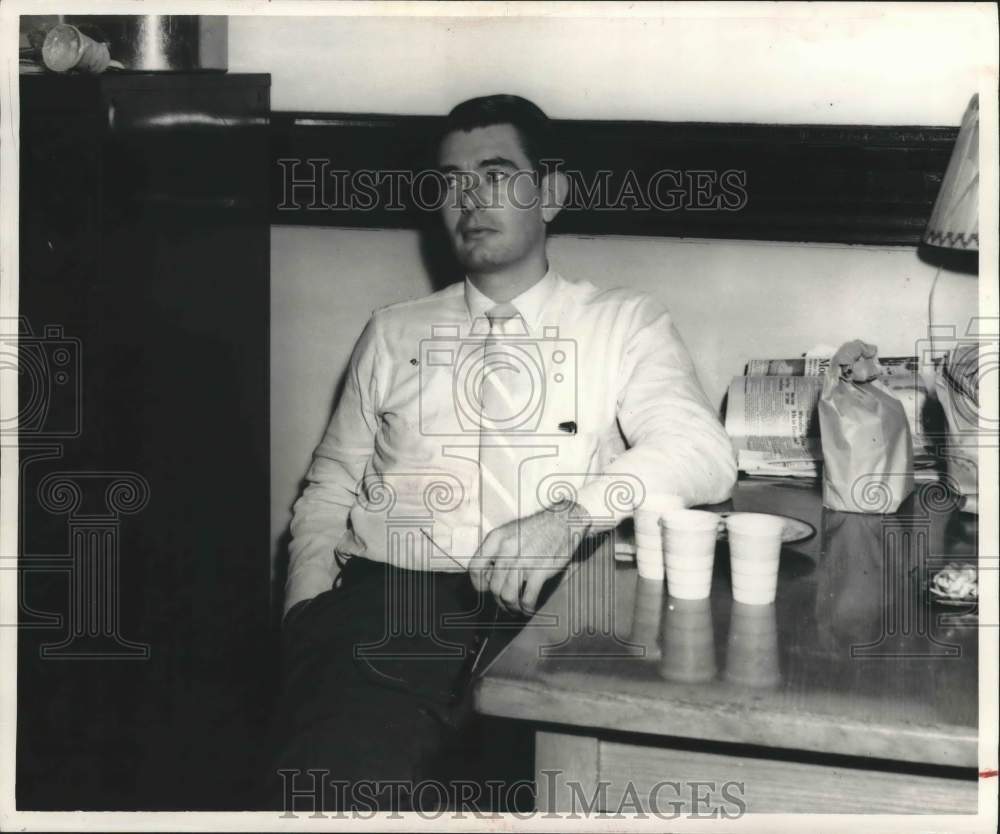 1956 Press Photo Ellis E. Lauhon, Jr. found insane in murder charges, Galveston- Historic Images