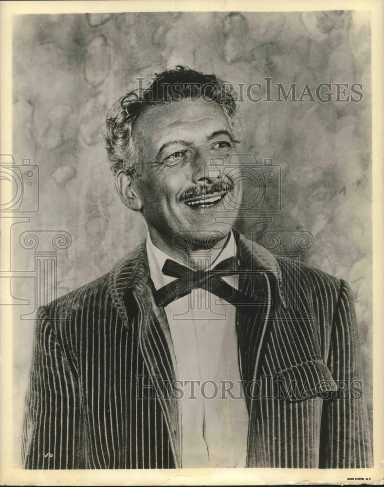 1955 Press Photo Ezio Pinz, star of musical hit "Fanny" - hcx50923- Historic Images