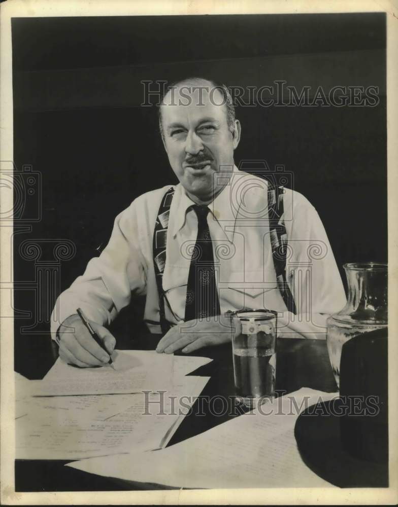 1954 Press Photo Drew Pearson, radio news broadcaster - hcx50933- Historic Images