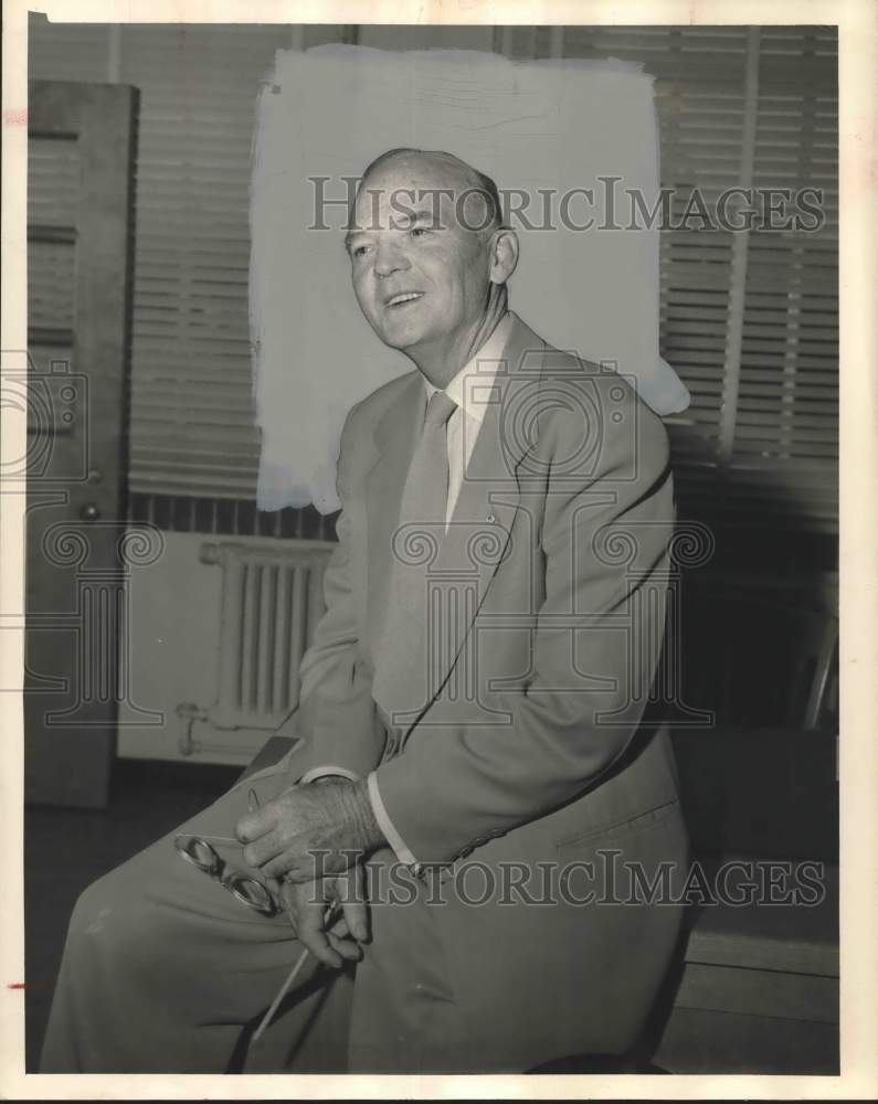 1954 Press Photo John Body Perkins, Henderson School principal, Houston- Historic Images