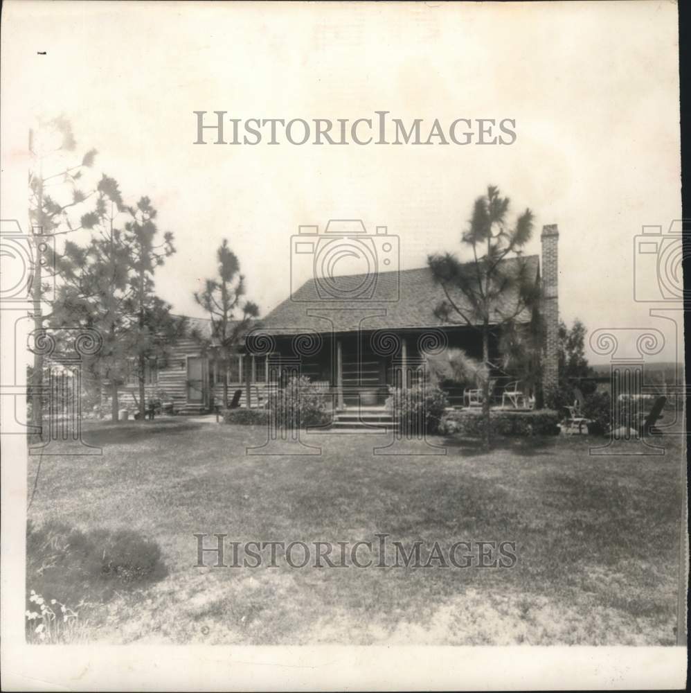 1952 Press Photo Home of Adlai Stevenson, Democratic Candidate for Governor- Historic Images
