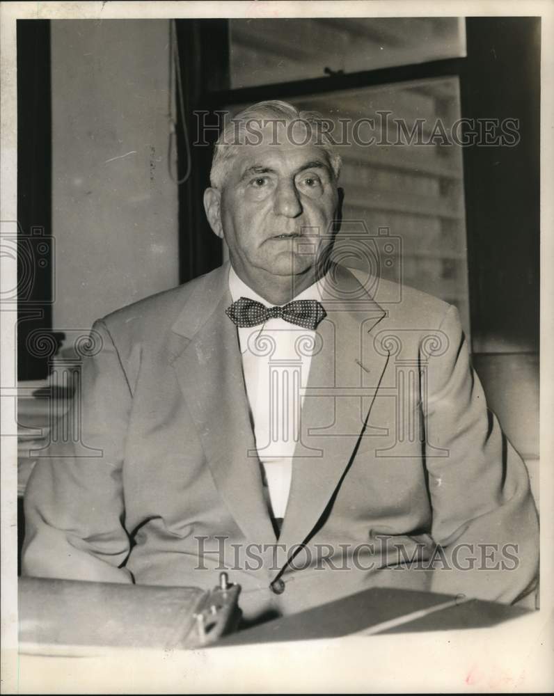 1955 Press Photo Melvin Arthur Rowe, 62, realtor. - hcx52249- Historic Images