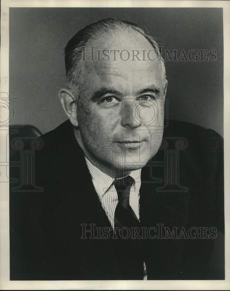 1957 Press Photo Fine Arts Coordinator of Brussels World Fair George Staempfli- Historic Images