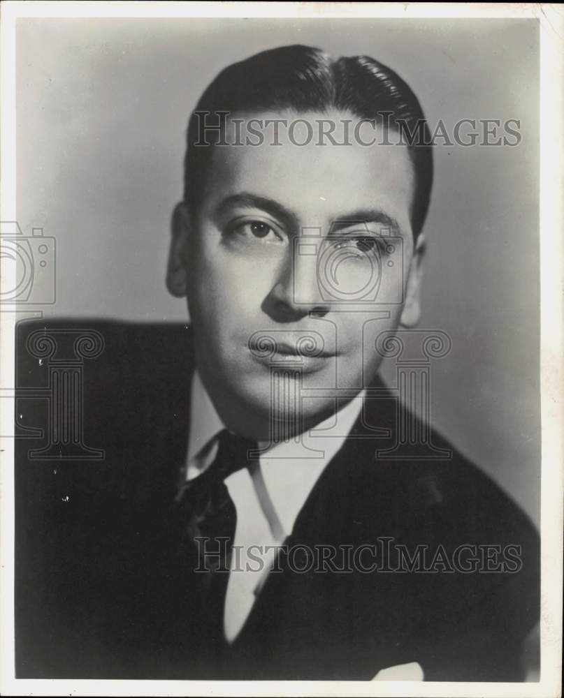 1949 Press Photo Journalist Earl Wilson - hcx54061- Historic Images