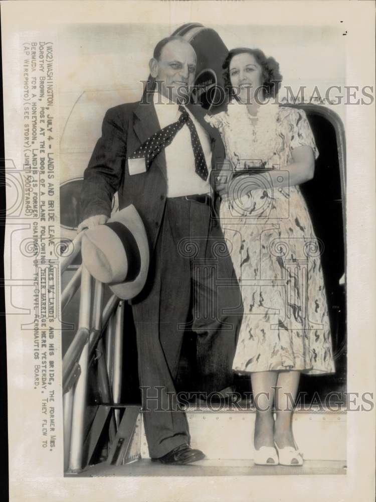 1948 Press Photo Ex-Aeronautics Board Chair James M. Landis, Bride on Honeymoon- Historic Images