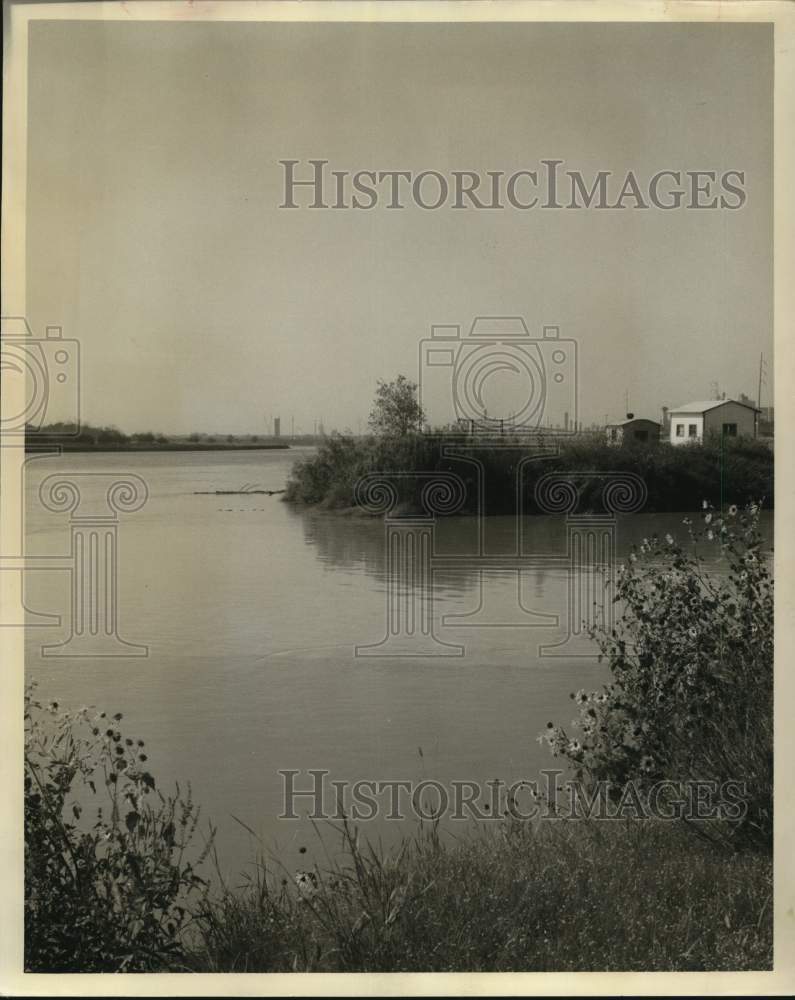 1970 Press Photo Dow Chemical Company's Plant A Outfall at Brazos. - hpa03208