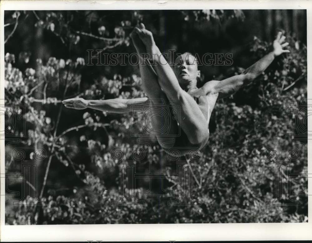 Press Photo Women's Diving competitor Peggy Anderson - hpa03733- Historic Images