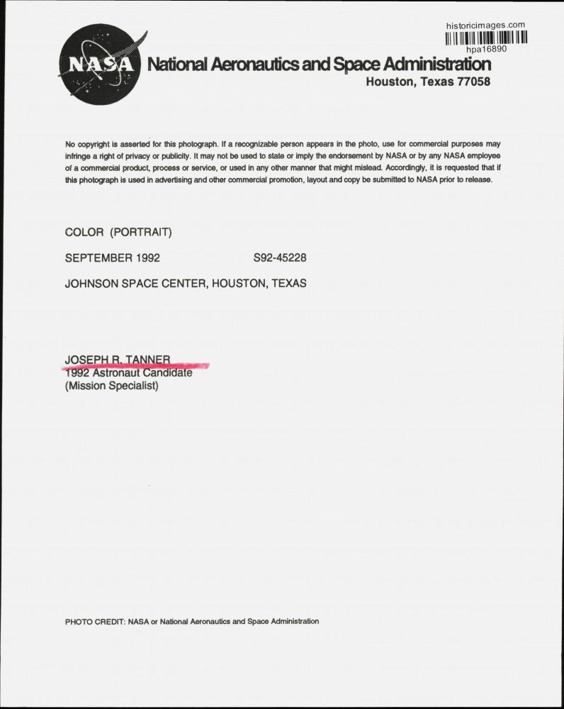 1992 Press Photo Astronaut Joseph R. Tanner at the Johnson Space Center