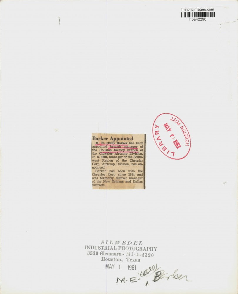 1961 Press Photo M.E. (Bill) Barker, Chrysler Airtemp Branch Manager in Houston