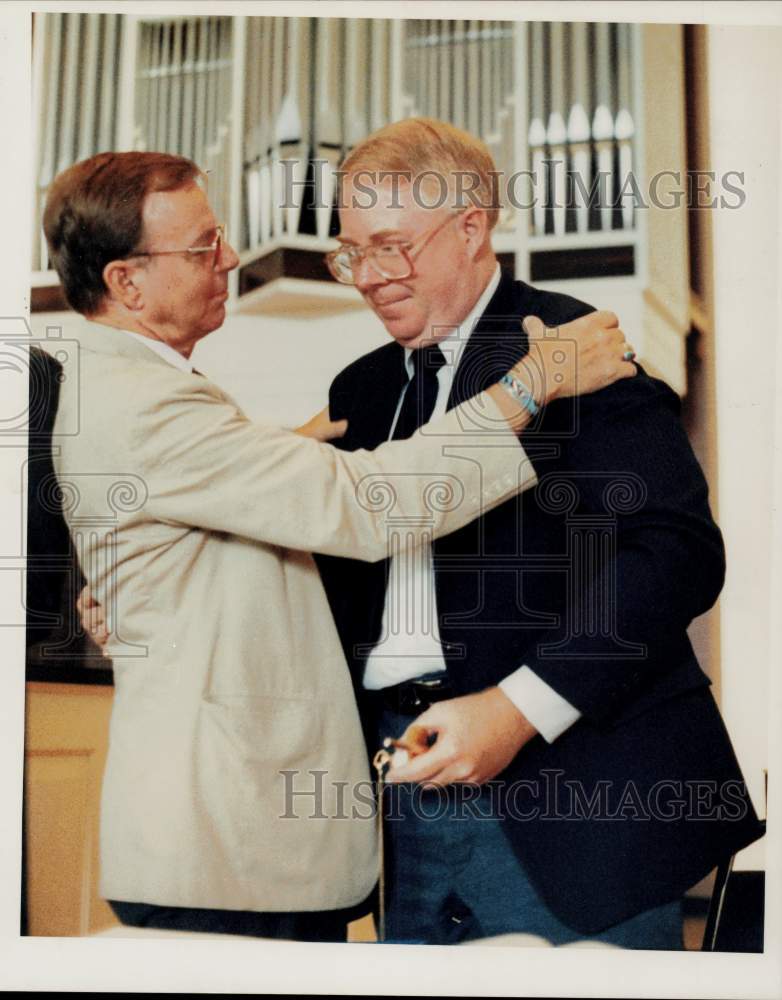 1992 Press Photo Rev. Chamberlain and Malcolm MacCubbin at Bellaire Presbyterian