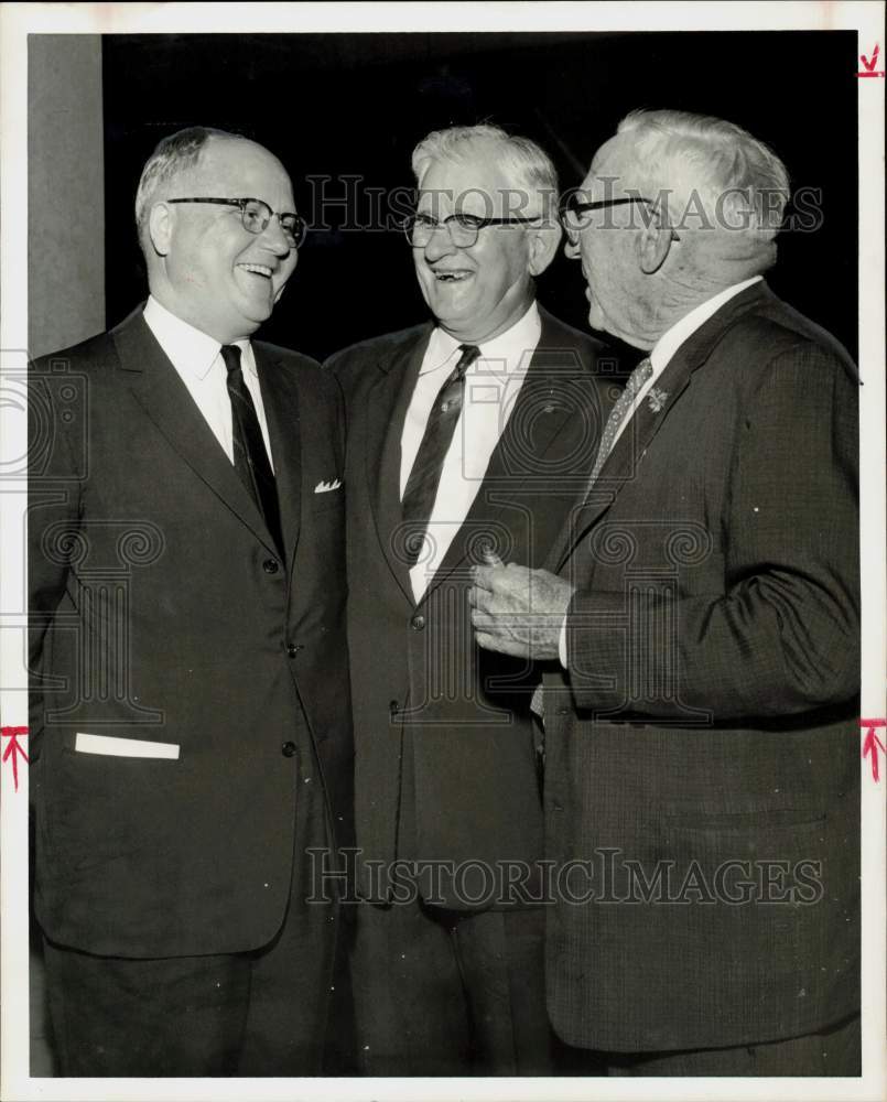 1962 Press Photo Dr. Frank Welch, Dan Clinton and H.H. Williamson laughing.- Historic Images