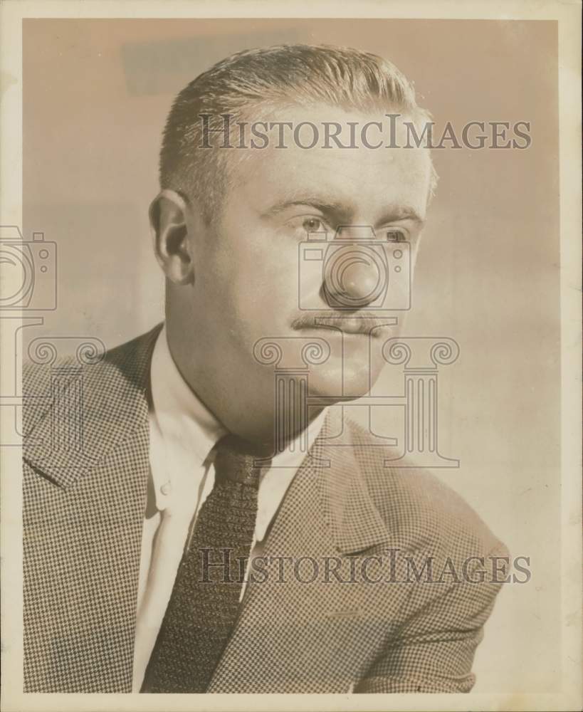 1955 Press Photo Peter Donald, TV emcee - hpa58703- Historic Images