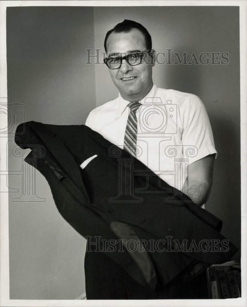 1965 Press Photo Don Kelton, Allis-Chalmers sales representative. - hpa58817- Historic Images